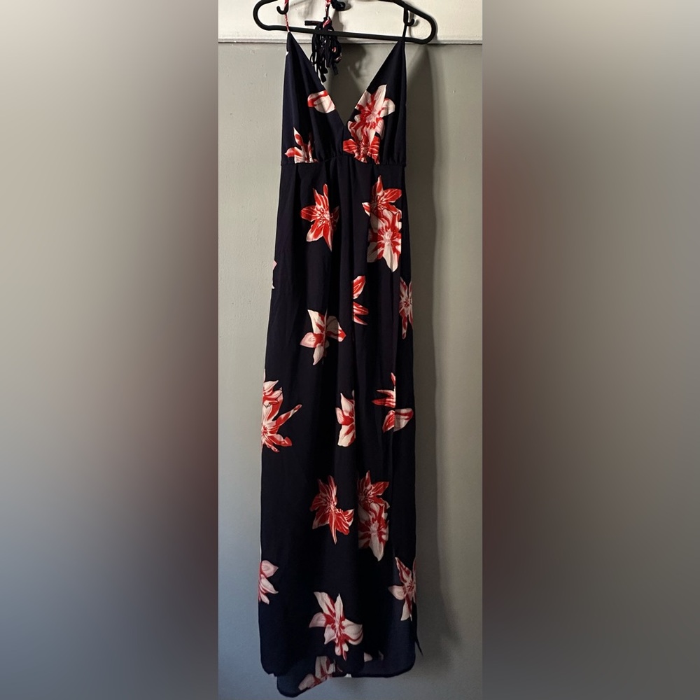 SIMPLEE Floral Maxi Dress